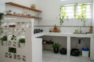dapur minimalis - ilustrasi berita Dapur Minimalis yang Tetap Sejuk Tanpa Banyak Jendela: 10 Solusi Cerdas Kenyamanan