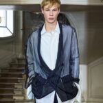dior men s summer - ilustrasi berita Dior Men S Summer: Dior Men's Summer 2027: Menggoyang Konvensi melalui Replikasi…