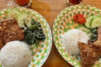 Kuliner Klaten: 5 Rekomendasi Enak dan Legendaris selain Sop Pak Min 11 kuliner klaten - ilustrasi berita Kuliner Klaten: 5 Rekomendasi Enak dan Legendaris selain Sop Pak Min