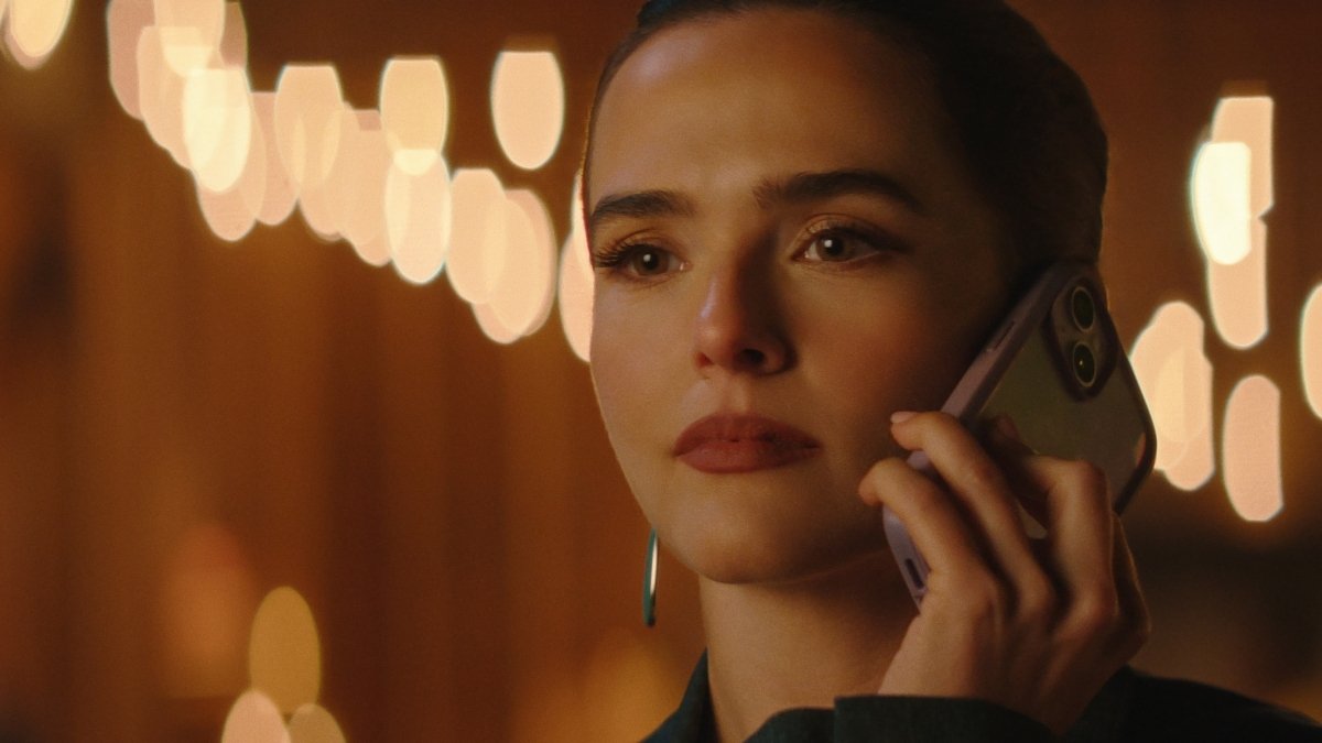 voicemails for isabelle Voicemails for Isabelle: Film Romcom Zoey Deutch Mulai… voicemails for isabelle - ilustrasi berita Voicemails for Isabelle: Film Romcom Zoey Deutch Mulai Tayang di Netflix