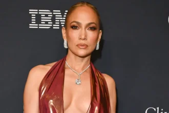 diddy combs - ilustrasi berita Ojani Noa: Saya Hadapi Diddy Combs dan Mengancam Setelah Perselingkuhan dengan J-Lo