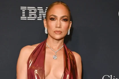 diddy combs - ilustrasi berita Ojani Noa: Saya Hadapi Diddy Combs dan Mengancam Setelah Perselingkuhan dengan J-Lo