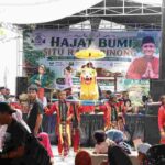 hajat bumi - ilustrasi berita Tradisi Hajat Bumi Situ Rawabinong Lestarikan Budaya dan Semangat Gotong Royong Warga…
