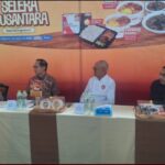 Makanan Nusantara: Minimarket Sajikan Rendang dan Rawon Siap Saji Bersama Chef William Wongso 9 makanan nusantara - ilustrasi berita Makanan Nusantara: Minimarket Sajikan Rendang dan Rawon Siap Saji Bersama Chef…