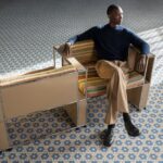 Armando Cabral Menafsirkan Ulang USM Haller lewat NKYINKYIM A CASA 10 nkyinkyim a casa - ilustrasi berita Armando Cabral Menafsirkan Ulang USM Haller lewat NKYINKYIM A CASA