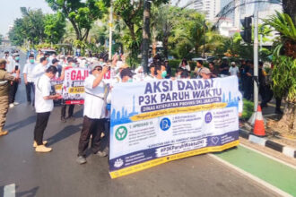 PPPK Paruh Waktu Sektor Kesehatan Gelar Aksi Damai di Depan Balai Kota DKI Jakarta 11 pppk paruh waktu - ilustrasi berita PPPK Paruh Waktu Sektor Kesehatan Gelar Aksi Damai di Depan Balai Kota DKI Jakarta