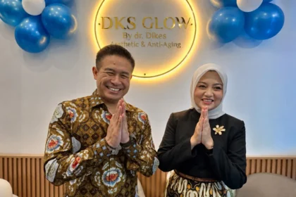 dks glow kediri - ilustrasi berita DKS Glow Kediri Resmi Dibuka, Tawarkan Perawatan Estetik dan Anti-Aging