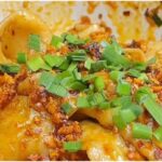 Dumpling Ayam Udang Pedas: Cemilan Hangat yang Tengah Viral di Media Sosial 9 dumpling ayam udang - ilustrasi berita Dumpling Ayam Udang Pedas: Cemilan Hangat yang Tengah Viral di Media Sosial