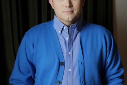 executive editor film - ilustrasi berita Matt Donnelly Diangkat Executive Editor Film