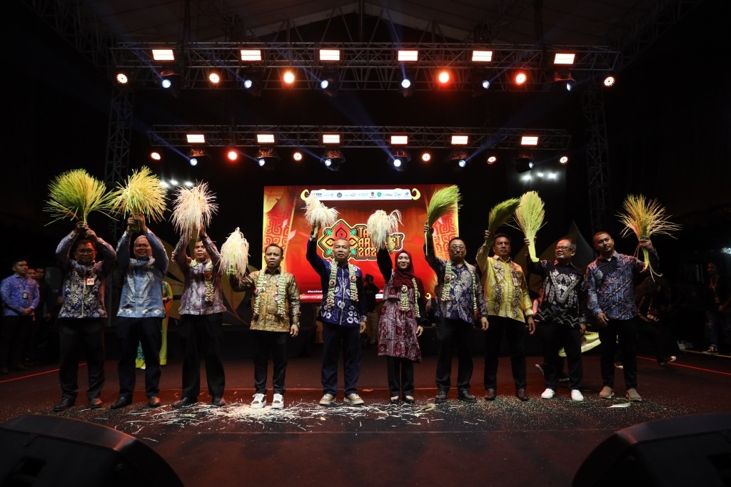 tapin art fest - ilustrasi berita Tapin Art Fest 2026: Festival Budaya Jadi Motor Ekonomi Daerah