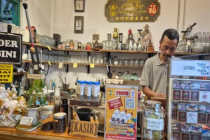 Omahe Mbah Giyo Lestarikan Gudeg Manggar Otentik di Surabaya 9 gudeg manggar - ilustrasi berita Omahe Mbah Giyo Lestarikan Gudeg Manggar Otentik di Surabaya