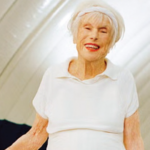 Nenek 101 Tahun Jadi Model Produk Kecantikan Paula’s Choice 9 nenek 101 tahun - ilustrasi berita Nenek 101 Tahun Jadi Model Produk Kecantikan Paula’s Choice