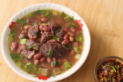 Sup Daging Kacang Merah, Pilihan Sup Hangat untuk Musim Hujan 13 sup daging kacang merah - ilustrasi berita Sup Daging Kacang Merah, Pilihan Sup Hangat untuk Musim Hujan